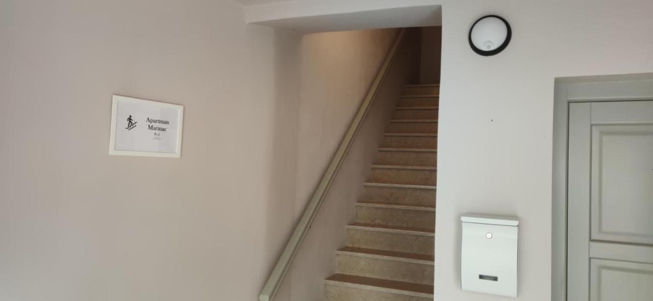 Apartament Marinac *